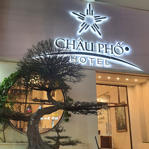 Chau Pho Hotel, central Chau Doc, comfortable rooms.