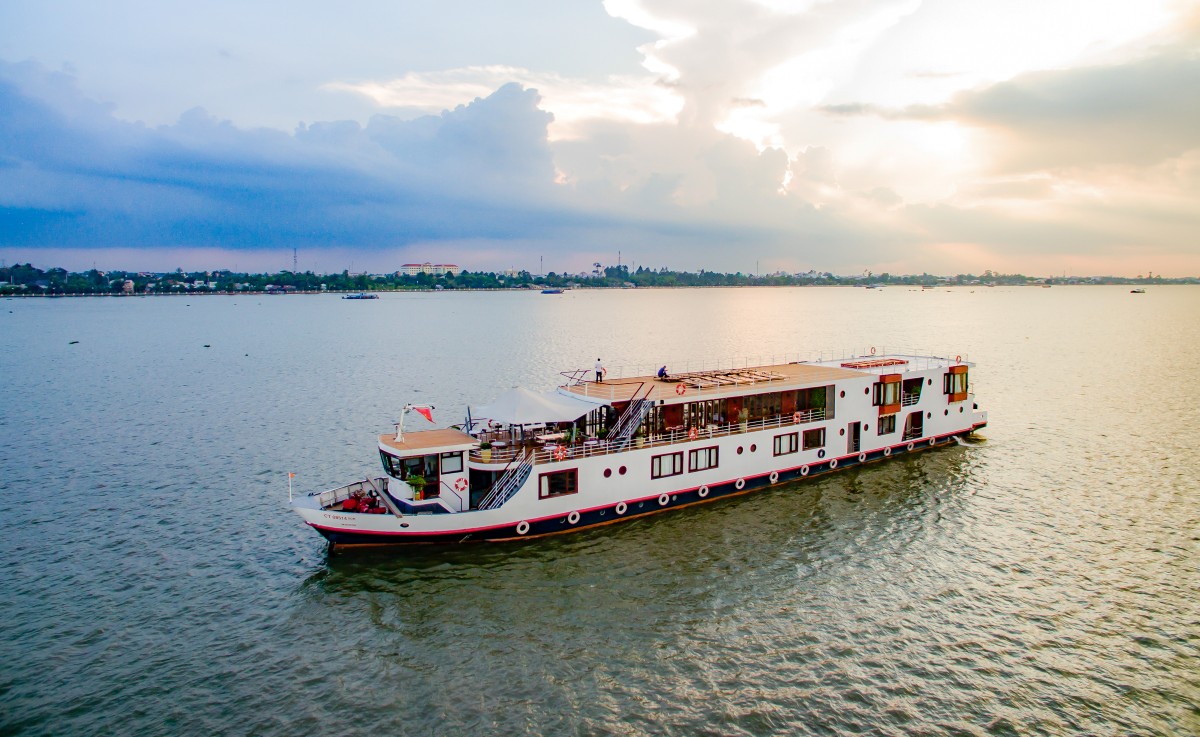 Mekong Eyes Cruise sailing on the Mekong River